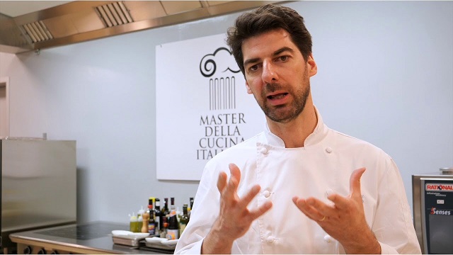 2-massimiliano-alajmo-chef-del-ristorane-le-calandre-di-rubano-padova.jpg