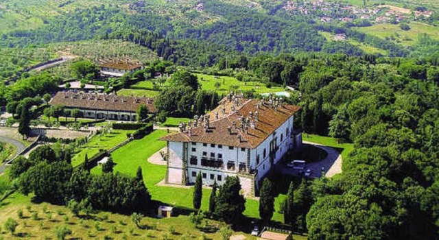 4-la-villa-medicea-dei-cento-camini-di-artimino-sulle-colline-di-carmignano-prato.jpg