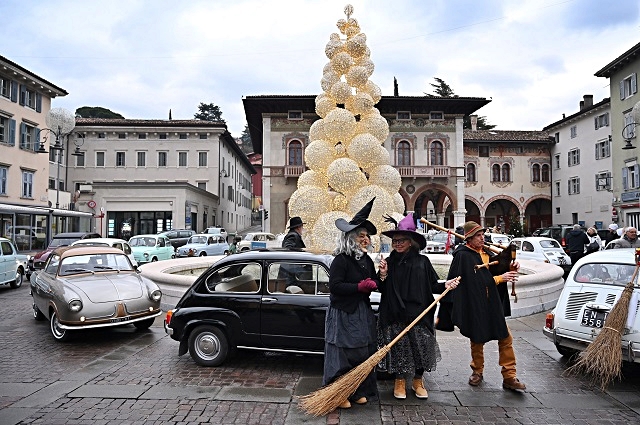 01-piazza-rosmini-rovereto-tn.JPG