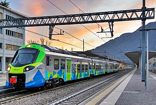 treno-alstom-pop_imagefullwide.jpg