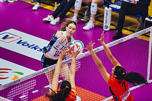 volley-dsc_3388_2.jpg