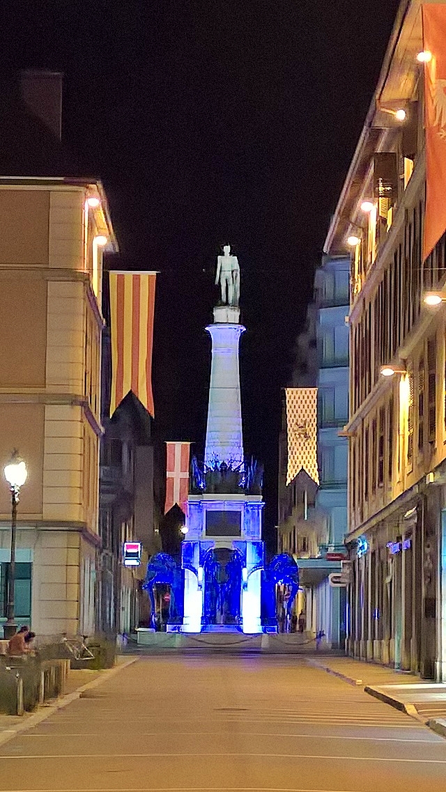 8-la-fontana-degli-elefanti-a-chambery.jpg